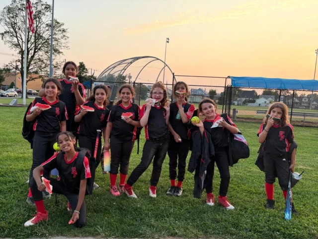 Nothing says summer softball like a good game followed by sweet watermelon! 
🍉🥎🍉

The perfect way to cool off for EP Fire.